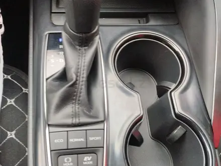 Toyota Camry 2020 года за 13 700 000 тг. в Петропавловск – фото 10