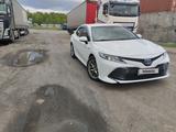Toyota Camry 2020 года за 13 700 000 тг. в Петропавловск – фото 3