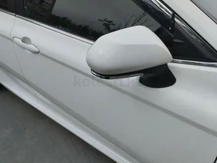 Toyota Camry 2020 года за 13 700 000 тг. в Петропавловск – фото 16