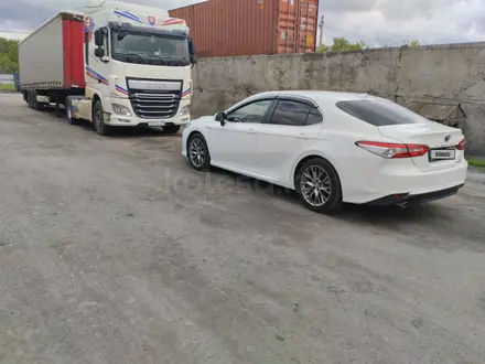 Toyota Camry 2020 года за 13 700 000 тг. в Петропавловск – фото 7