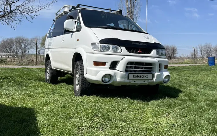 Mitsubishi Delica 1997 годаүшін6 500 000 тг. в Алматы