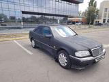 Mercedes-Benz C 180 1998 года за 2 650 000 тг. в Алматы – фото 4