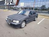 Mercedes-Benz C 180 1998 года за 2 650 000 тг. в Алматы – фото 5