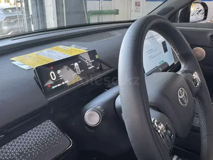Toyota bZ3X 2025 года за 13 300 000 тг. в Астана – фото 4