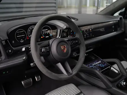 Porsche Cayenne GTS 2025 года за 132 000 000 тг. в Астана – фото 6