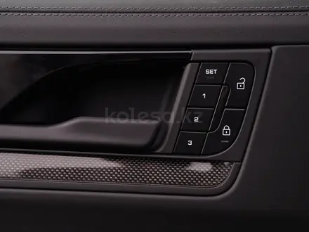 Porsche Cayenne GTS 2025 года за 132 000 000 тг. в Астана – фото 19