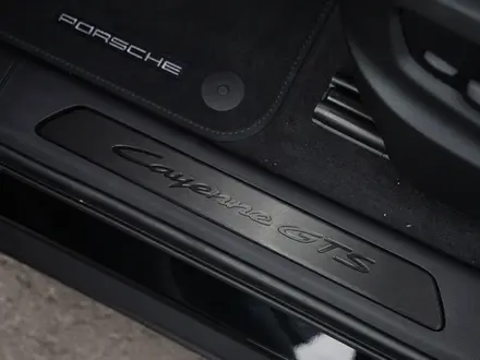 Porsche Cayenne GTS 2025 года за 132 000 000 тг. в Астана – фото 18