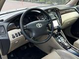 Toyota Highlander 2003 года за 6 000 000 тг. в Алматы – фото 3