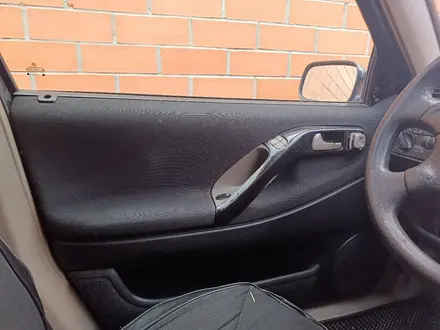 Volkswagen Passat 1995 года за 950 000 тг. в Караганда – фото 9