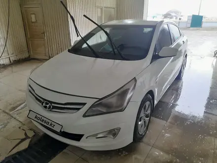 Hyundai Accent 2015 года за 3 500 000 тг. в Жанаозен – фото 2