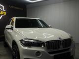 BMW X5 XDrive 40i 2018 года за 22 300 000 тг. в Астана – фото 2