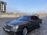 Mercedes-Benz E 320 1995 года за 4 500 000 тг. в Актау – фото 2