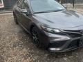 Toyota Camry 2022 года за 13 500 000 тг. в Алматы – фото 3