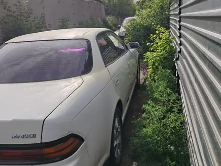 Toyota Mark II 1996 года за 1 350 000 тг. в Астана – фото 2