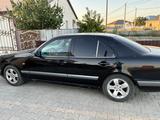 Mercedes-Benz E 240 1999 годаfor3 800 000 тг. в Атырау – фото 4