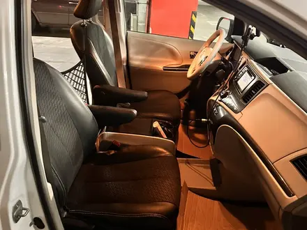 Toyota Sienna 2014 года за 10 500 000 тг. в Тараз – фото 7