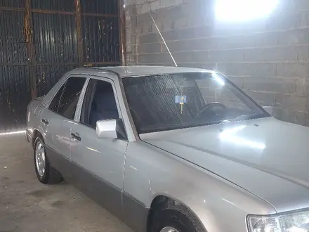 Mercedes-Benz E 200 1990 года за 1 750 000 тг. в Шымкент – фото 7