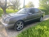 Mercedes-Benz E 230 1996 годаүшін3 200 000 тг. в Шымкент