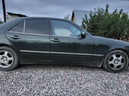 Mercedes-Benz E 280 2002 года за 4 000 000 тг. в Алматы – фото 3