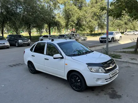 ВАЗ (Lada) Granta 2190 2013 года за 1 850 000 тг. в Алматы – фото 4