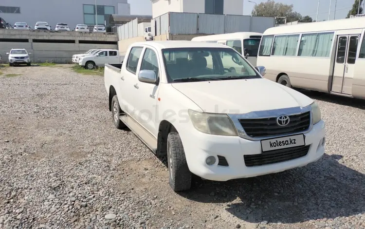 Toyota Hilux 2013 года за 6 800 000 тг. в Алматы