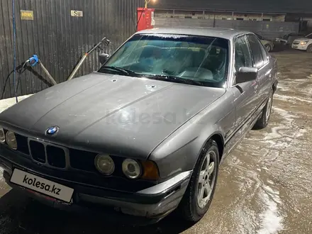 BMW 525 1991 года за 1 300 000 тг. в Алматы – фото 4