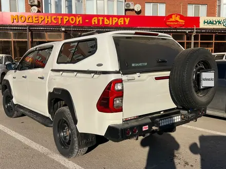 Toyota Hilux 2016 года за 13 500 000 тг. в Атырау – фото 2