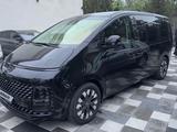 Hyundai Staria 2022 года за 22 000 000 тг. в Алматы – фото 2