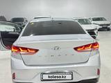 Hyundai Sonata 2017 годаfor9 100 000 тг. в Шымкент – фото 3