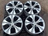 Диски Honda CR-V4 r18 5x114.3 за 250 000 тг. в Уральск