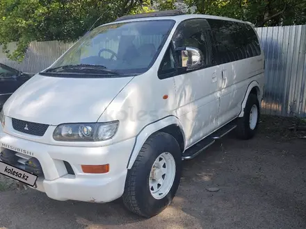 Mitsubishi Delica 2006 года за 6 700 000 тг. в Уральск – фото 2