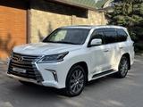 Lexus LX 570 2016 годаүшін38 500 000 тг. в Алматы