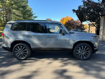 Lexus GX 550 2024 года за 59 000 000 тг. в Алматы – фото 14