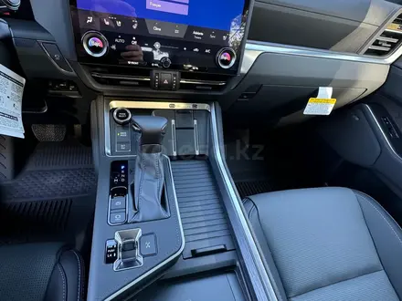 Lexus GX 550 2024 года за 59 000 000 тг. в Алматы – фото 25