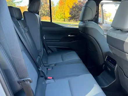 Lexus GX 550 2024 года за 59 000 000 тг. в Алматы – фото 33