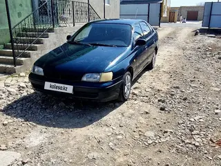 Toyota Carina E