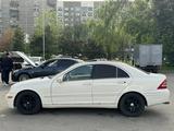 Mercedes-Benz C 320 2002 годаүшін2 900 000 тг. в Алматы – фото 4