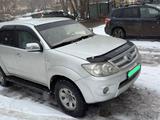 Toyota Fortuner 2006 годаүшін7 800 000 тг. в Актобе – фото 2