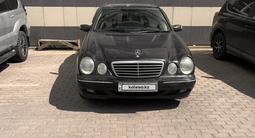 Mercedes-Benz E 320 2000 годаfor4 000 000 тг. в Астана