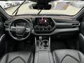 Toyota Highlander 2022 года за 17 500 000 тг. в Атырау – фото 7