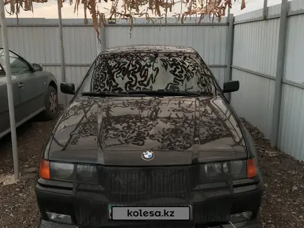 BMW 320 1993 года за 2 200 000 тг. в Астана