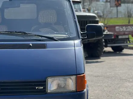 Volkswagen Transporter 1996 года за 3 800 000 тг. в Алматы – фото 13