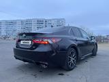 Toyota Camry 2021 года за 15 000 000 тг. в Экибастуз – фото 5