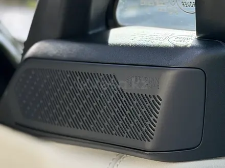 Land Rover Range Rover 2023 года за 121 300 000 тг. в Алматы – фото 13