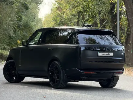 Land Rover Range Rover 2023 года за 121 300 000 тг. в Алматы – фото 6