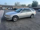Toyota Mark II Qualis 1998 года за 2 800 000 тг. в Семей – фото 2