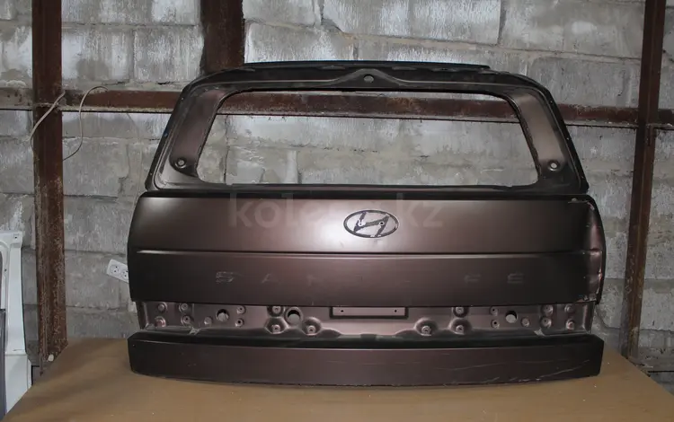 Крышка багажника Hyundai Santa Fe 23- за 70 000 тг. в Караганда