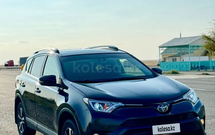 Toyota RAV4 2017 годаүшін8 500 000 тг. в Атырау