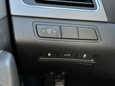 Hyundai Sonata 2016 года за 7 000 000 тг. в Атырау – фото 15