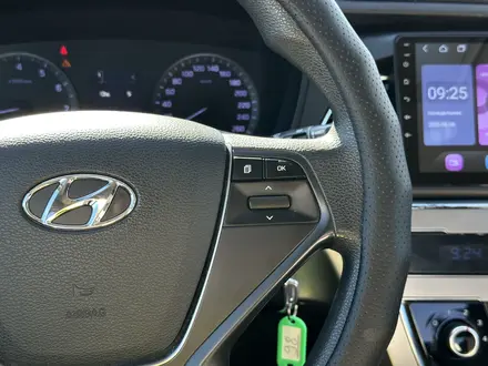 Hyundai Sonata 2016 года за 7 000 000 тг. в Атырау – фото 20